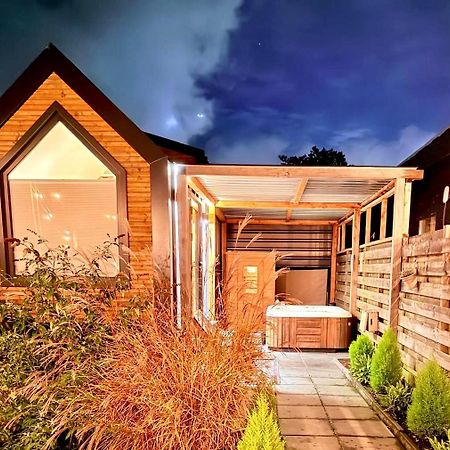 Tiny House With Sauna & Jacuzzi Near Amsterdam Vijfhuizen Eksteriør billede