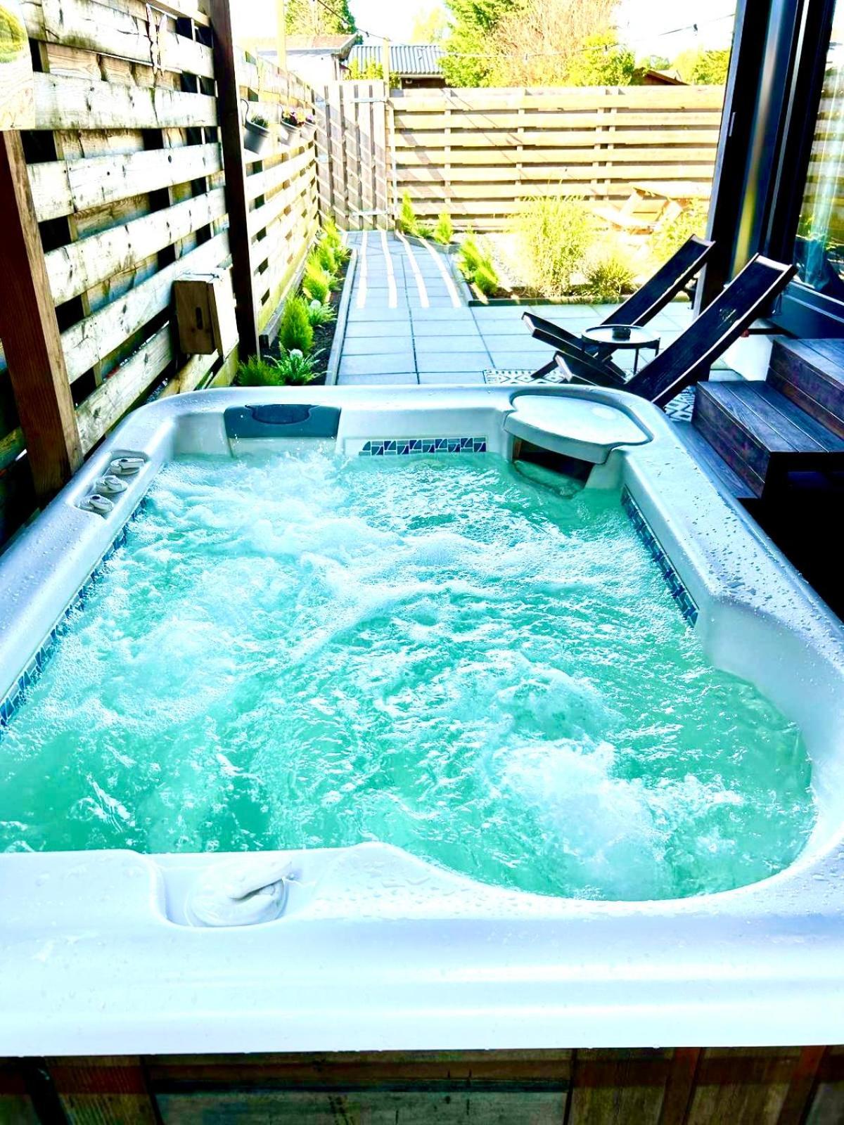 Tiny House With Sauna & Jacuzzi Near Amsterdam Vijfhuizen Eksteriør billede