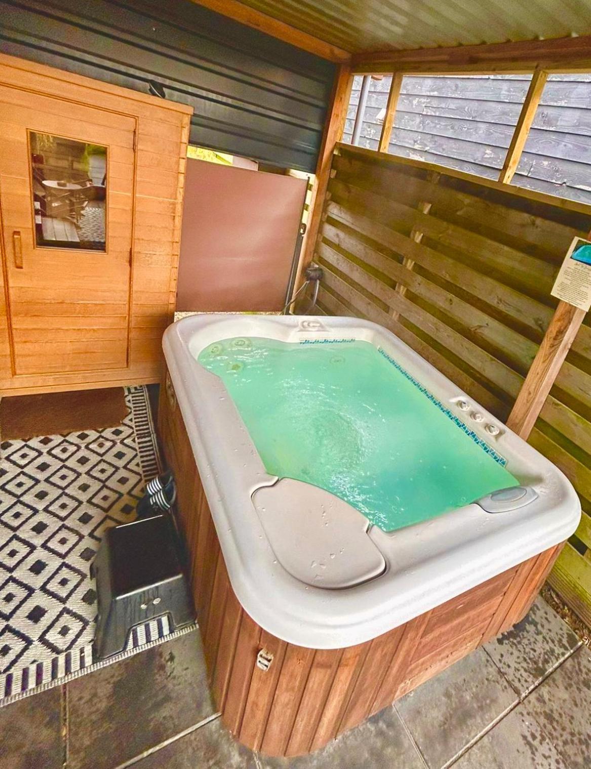 Tiny House With Sauna & Jacuzzi Near Amsterdam Vijfhuizen Eksteriør billede
